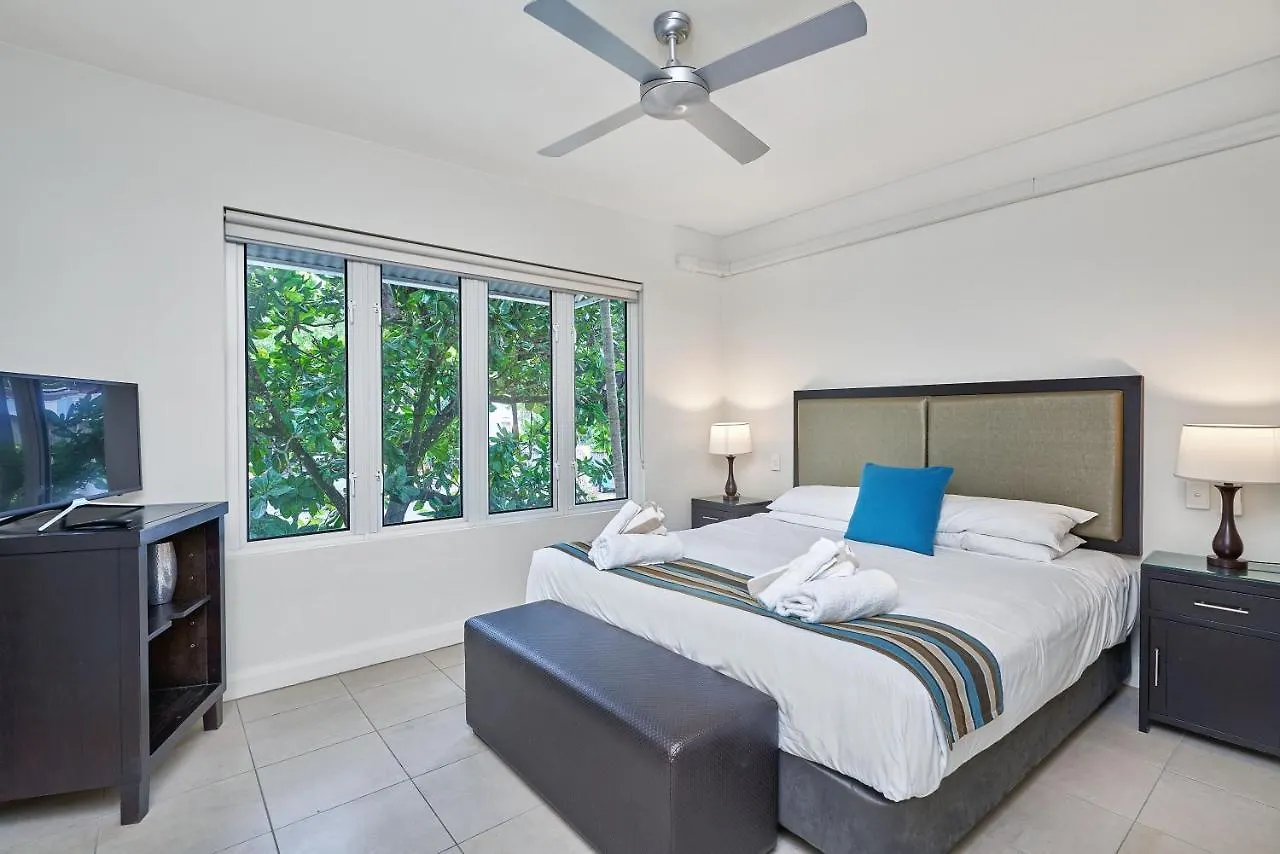 Daire Whispering Palms At The Beach Club Palm Cove Avustralya